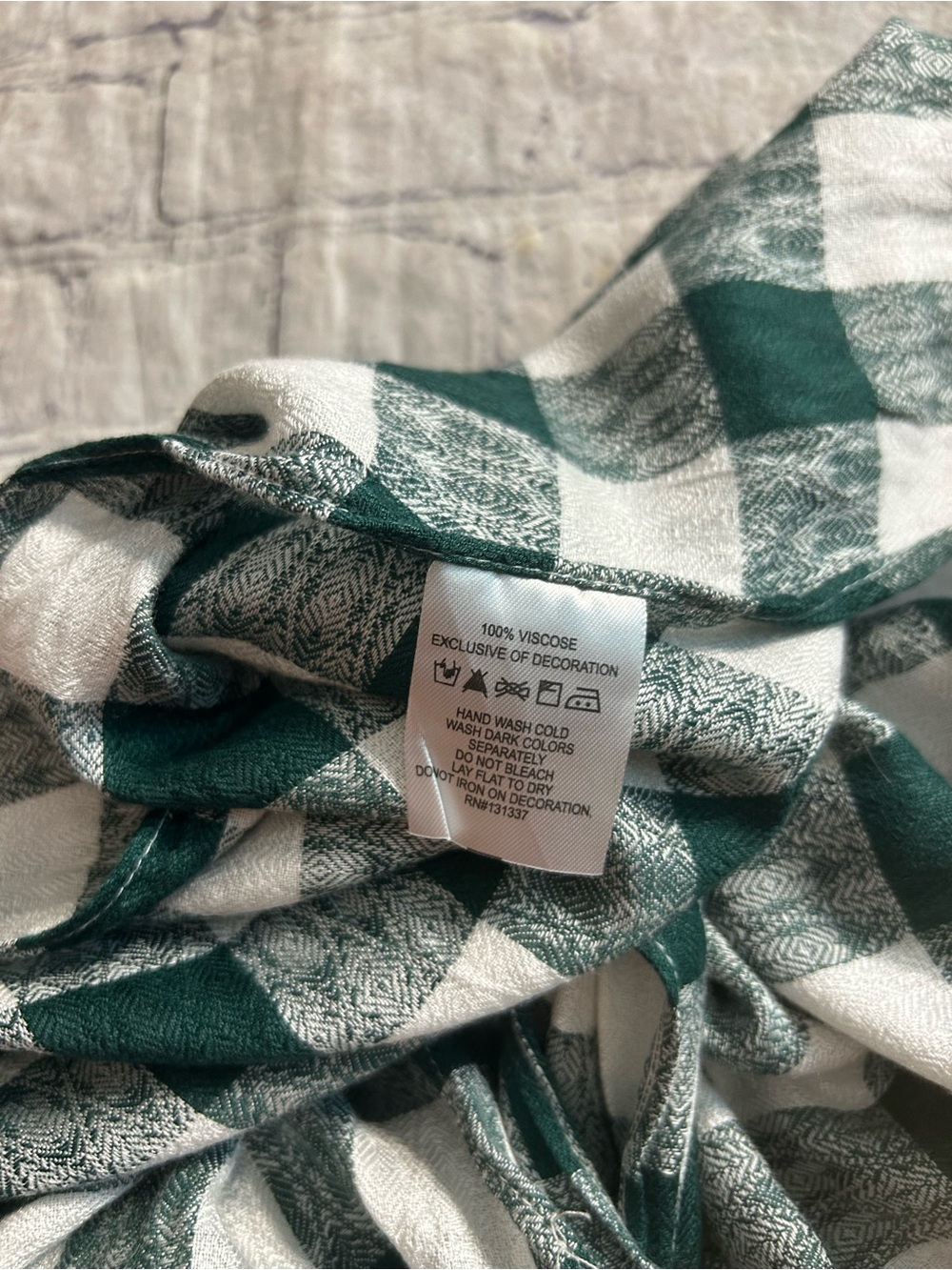 UG APPAREL UNIVERSITY GIRLS COLLEGIATE 100% VISCOSE GREEN/WHITE PLAID SCARF O/S - Picture 9 of 11